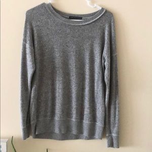 GREY HARLOWE & GRAHAM LIGHTWEIGHT SWEATER